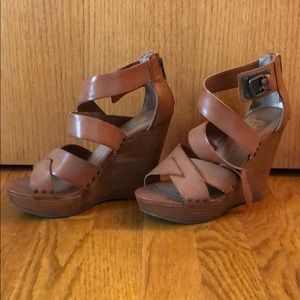Dolce Vita brown wedges